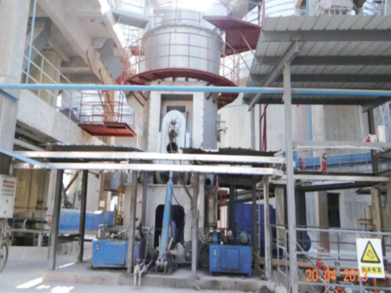 GYLM立磨,湖南華杰機械設備有限公司,立式磨,立式磨粉機,立式磨機,粉磨機選粉機,粉磨設備,立式磨粉機,V型選粉機,盤(pán)磨機,硅石粉磨,石灰石磨機,磨機,磨煤機